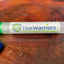 Load image into Gallery viewer, Tick Remover Shampoo Travel Pen With Carabiner