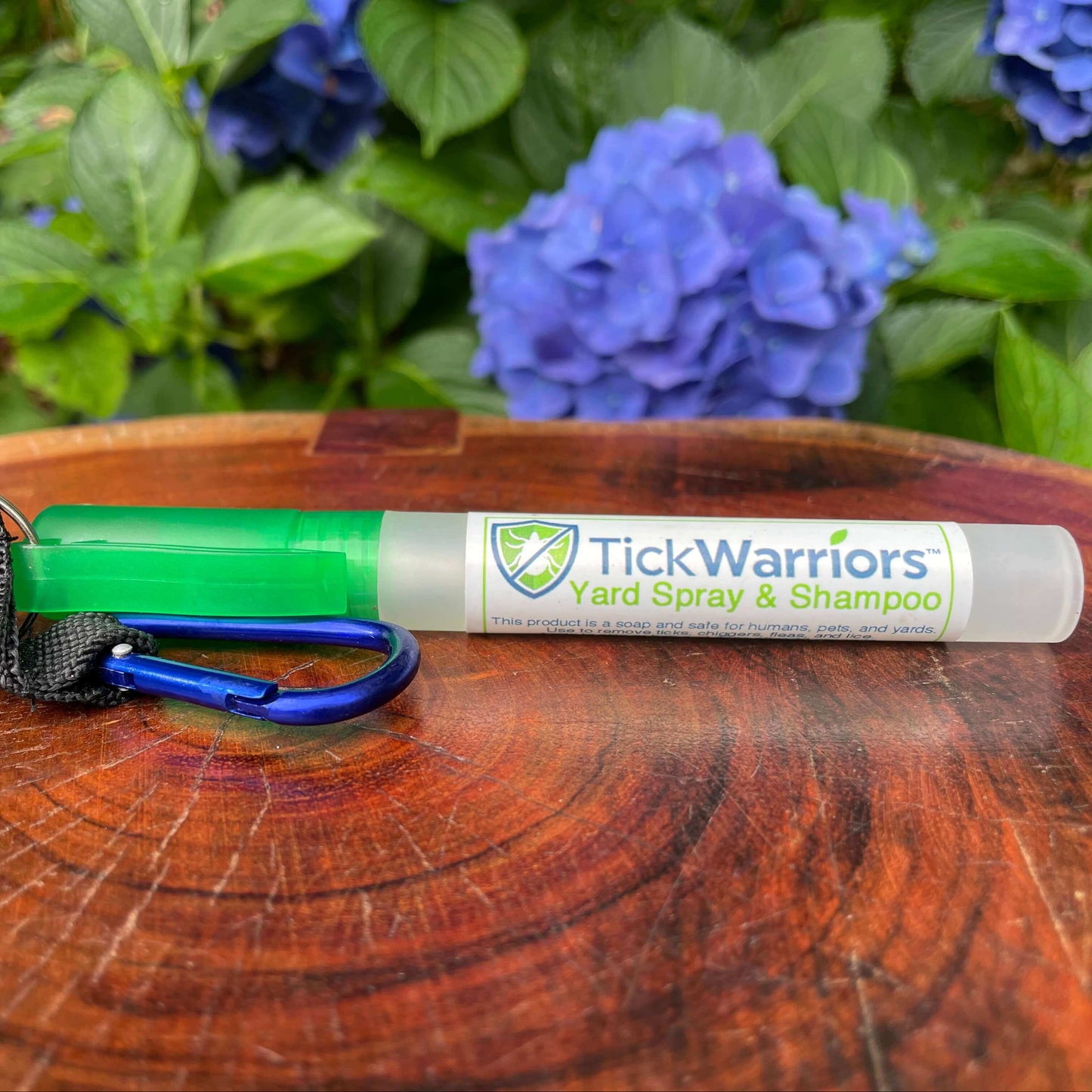 Tick Remover Shampoo Travel Pen With Carabiner